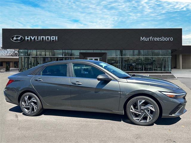 new 2024 Hyundai Elantra car, priced at $29,762