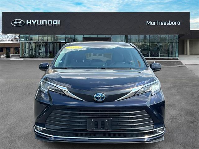 used 2023 Toyota Sienna car, priced at $40,254