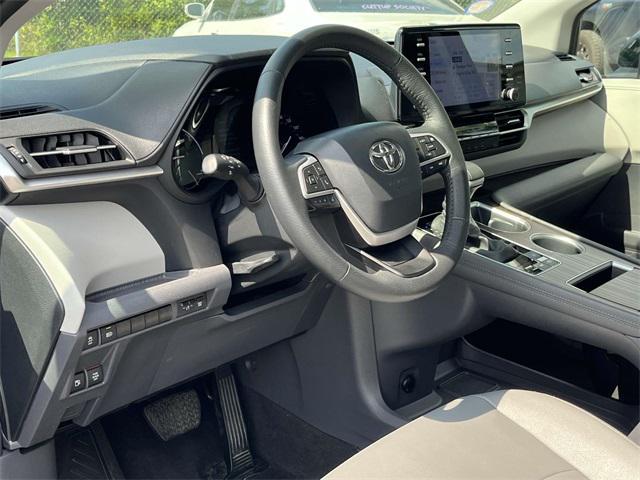 used 2023 Toyota Sienna car, priced at $40,254