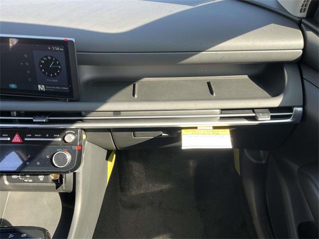 new 2026 Hyundai TUCSON Hybrid car, priced at $32,867