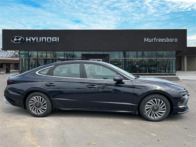 new 2024 Hyundai Sonata Hybrid car, priced at $36,993