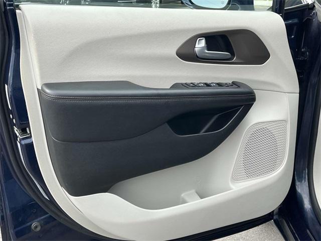 used 2018 Chrysler Pacifica car, priced at $15,933