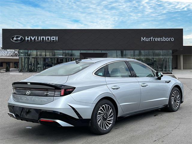 new 2024 Hyundai Sonata Hybrid car, priced at $30,734