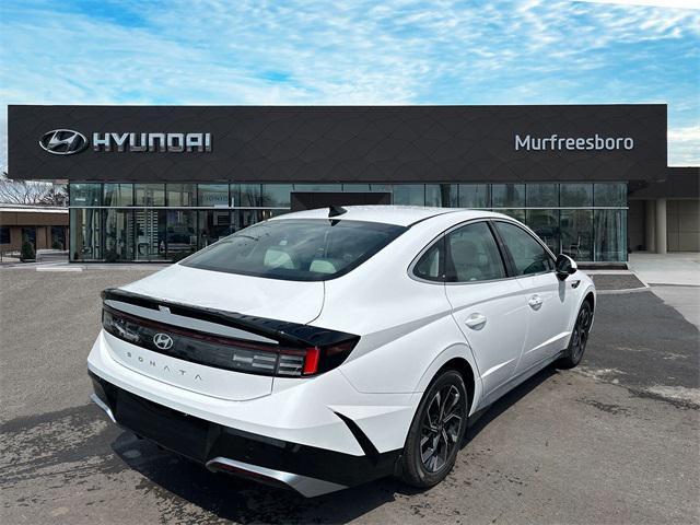 new 2024 Hyundai Sonata car, priced at $26,721