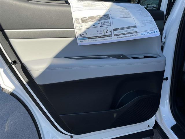 new 2025 Hyundai Palisade car, priced at $46,192