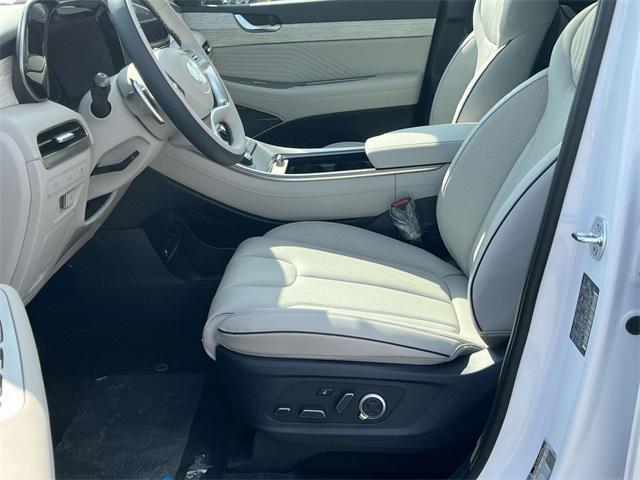 new 2025 Hyundai Palisade car, priced at $51,052