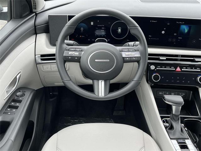 new 2025 Hyundai Tucson car, priced at $32,679