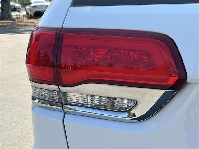 used 2019 Jeep Grand Cherokee car, priced at $17,606