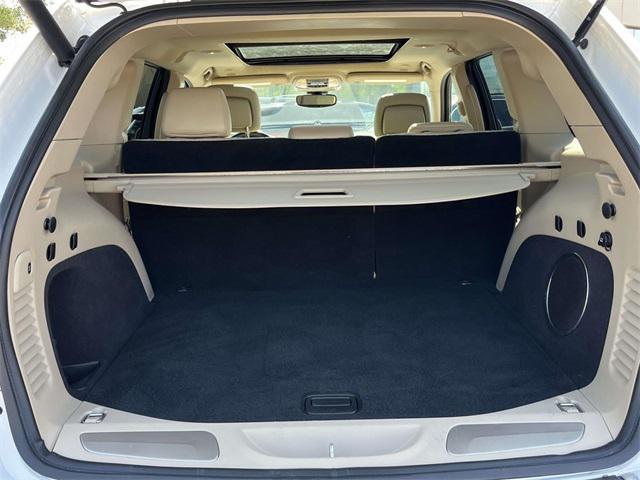 used 2019 Jeep Grand Cherokee car, priced at $17,606