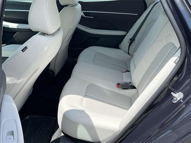 new 2025 Hyundai Sonata car, priced at $27,021