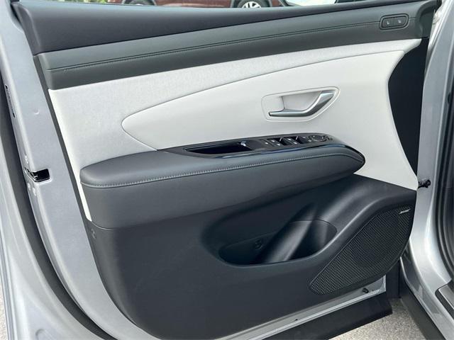 new 2025 Hyundai Tucson car, priced at $38,235