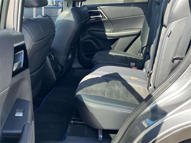 used 2023 Mitsubishi Outlander PHEV car, priced at $24,011