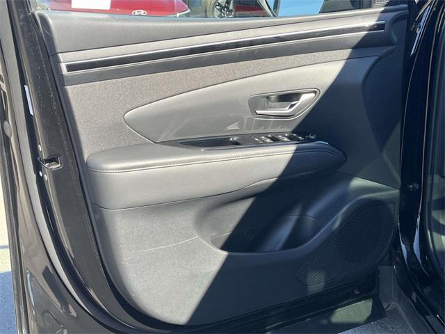 used 2024 Hyundai TUCSON Hybrid car, priced at $29,995