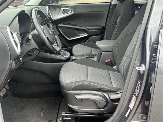 used 2021 Kia Soul car, priced at $15,657