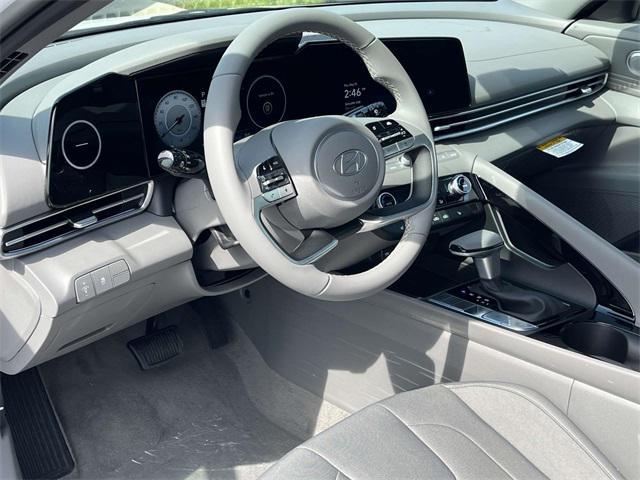 new 2025 Hyundai Elantra car, priced at $26,086