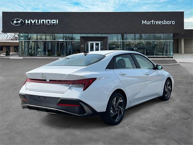 new 2025 Hyundai Elantra car, priced at $26,086