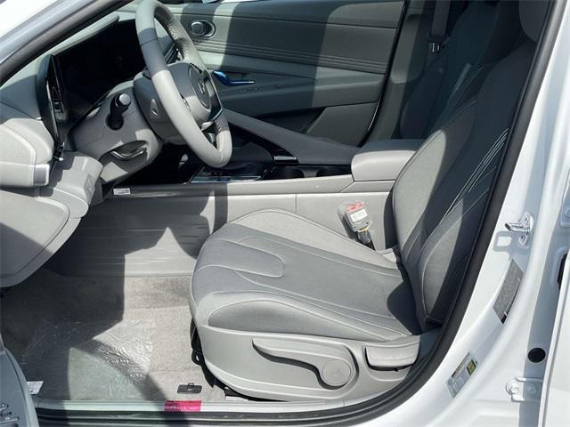 new 2025 Hyundai Elantra car, priced at $26,086
