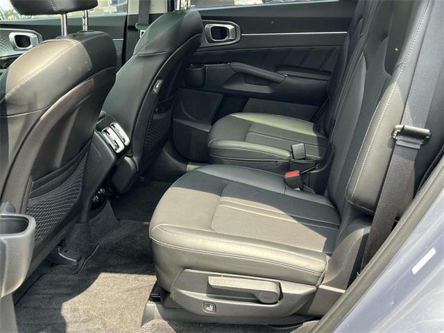 used 2022 Kia Sorento car, priced at $24,832
