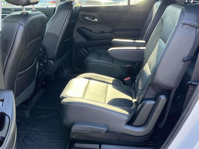 used 2021 Chevrolet Traverse car, priced at $32,043