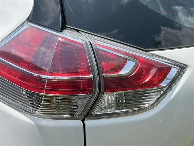 used 2014 Nissan Rogue car, priced at $6,385