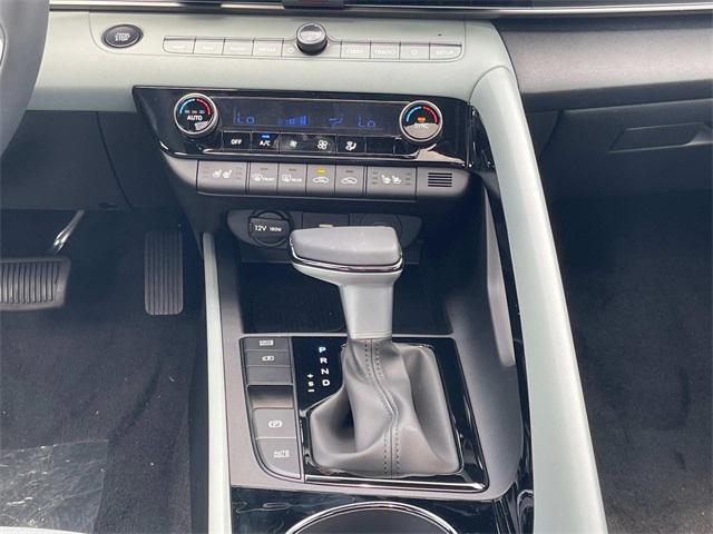 new 2025 Hyundai ELANTRA HEV car, priced at $28,924