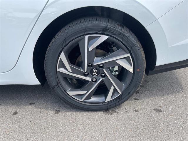 new 2025 Hyundai ELANTRA HEV car, priced at $28,924