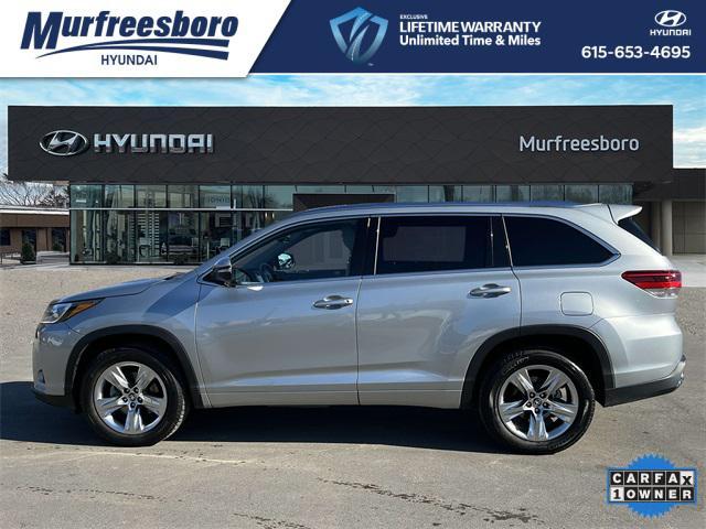 used 2019 Toyota Highlander car, priced at $26,979