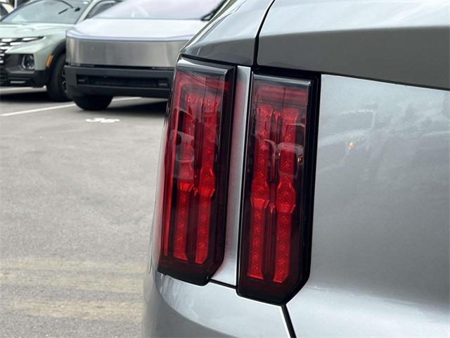 used 2024 Kia Sorento Plug-In Hybrid car, priced at $37,077