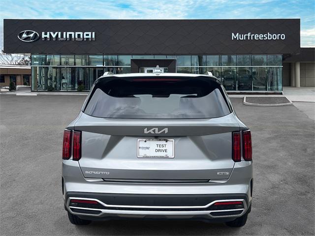 used 2024 Kia Sorento Plug-In Hybrid car, priced at $37,077