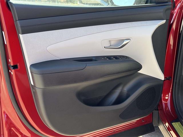 new 2026 Hyundai TUCSON Hybrid car, priced at $34,028