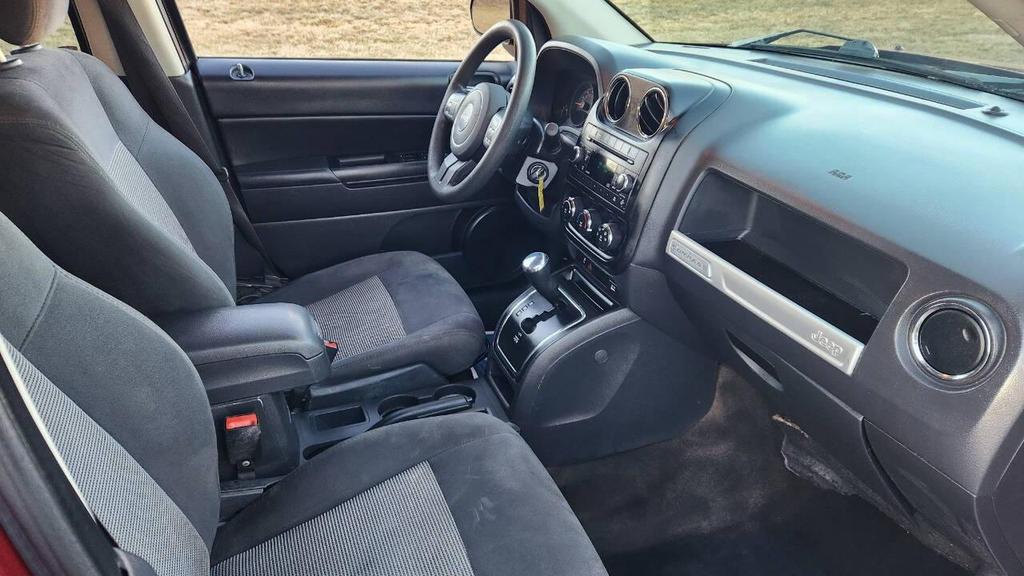used 2016 Jeep Compass car, priced at $4,995