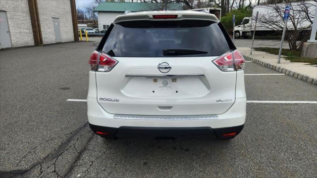 used 2016 Nissan Rogue car, priced at $12,495