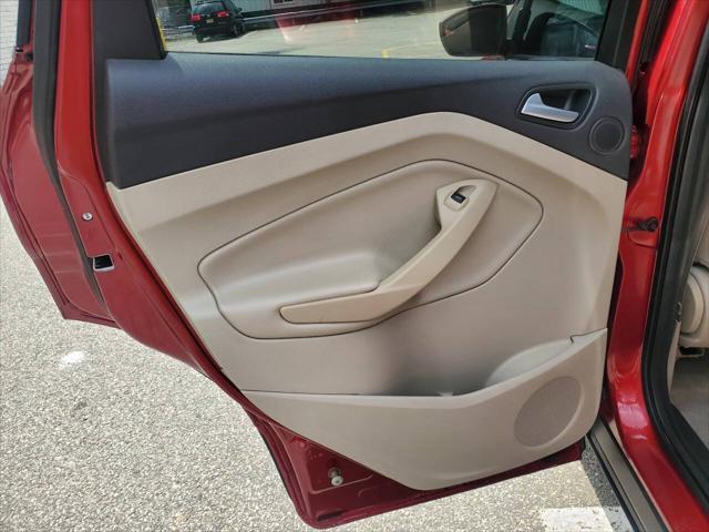 used 2013 Ford Escape car, priced at $3,995
