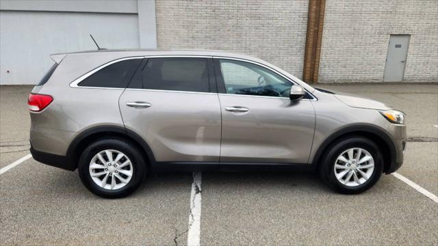 used 2016 Kia Sorento car, priced at $7,995