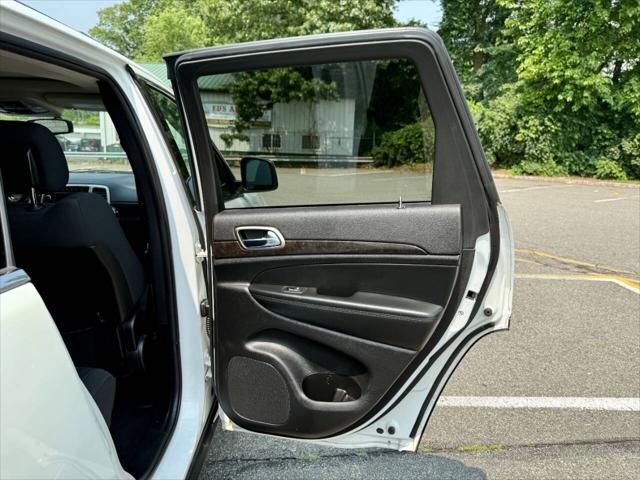 used 2013 Jeep Grand Cherokee car, priced at $7,995