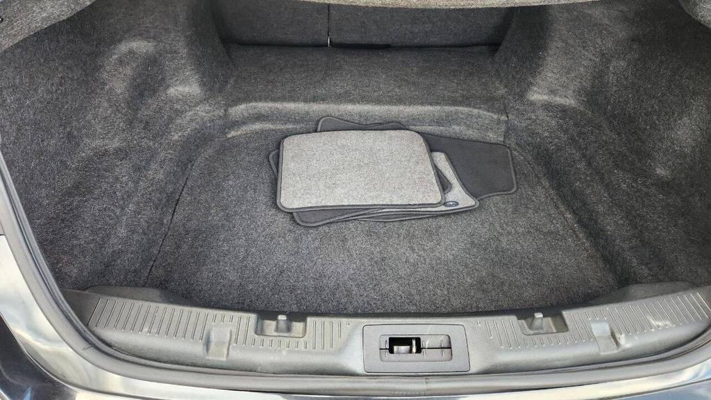 used 2014 Ford Taurus car, priced at $5,995