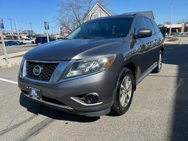 used 2015 Nissan Pathfinder car, priced at $7,995
