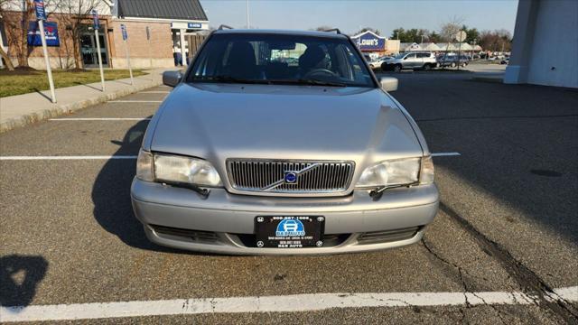 used 1999 Volvo V70 car, priced at $3,995