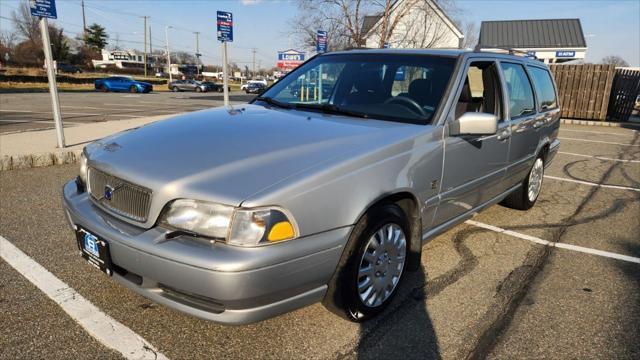 used 1999 Volvo V70 car, priced at $3,995