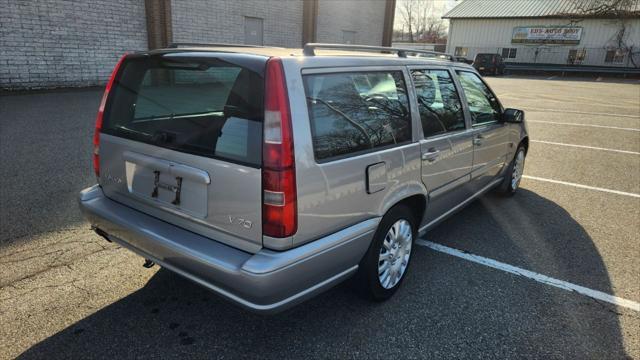 used 1999 Volvo V70 car, priced at $3,995