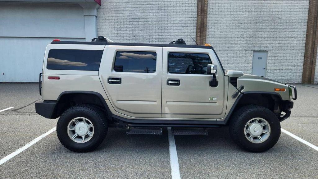 used 2003 Hummer H2 car, priced at $9,995