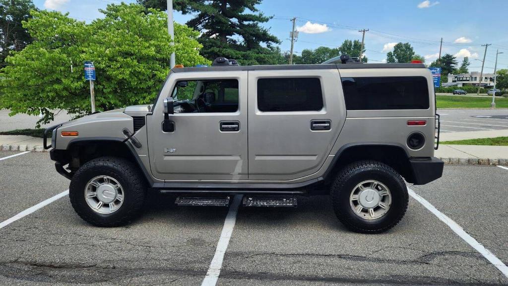 used 2003 Hummer H2 car, priced at $9,995