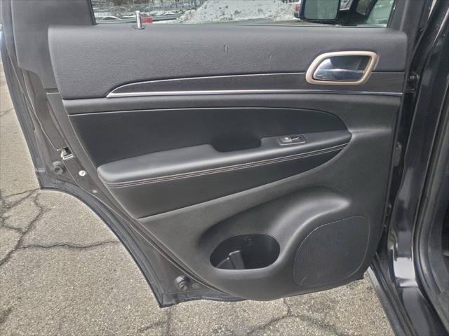 used 2015 Jeep Grand Cherokee car, priced at $10,995