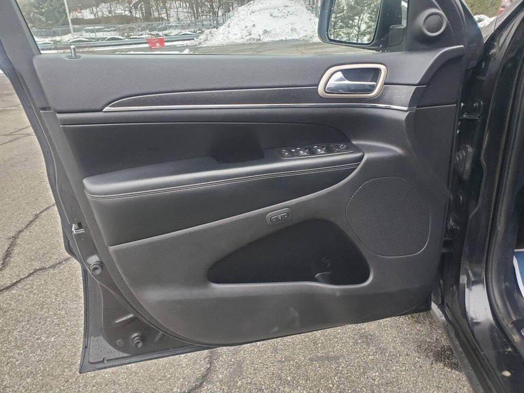 used 2015 Jeep Grand Cherokee car, priced at $9,995