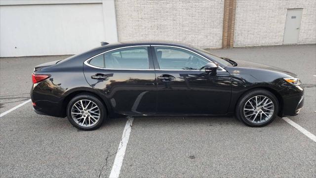 used 2017 Lexus ES 350 car, priced at $14,995