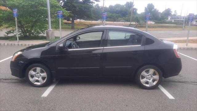 used 2009 Nissan Sentra car, priced at $5,495