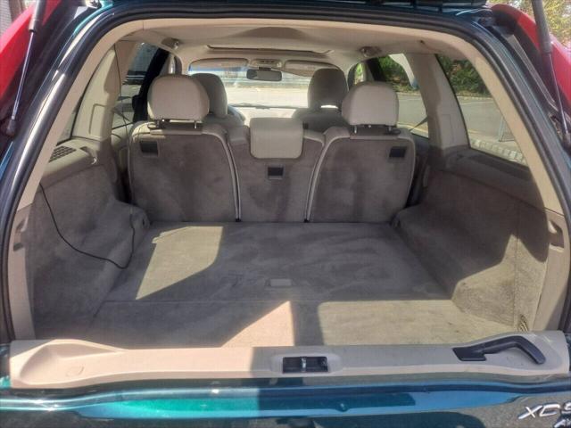 used 2004 Volvo XC90 car, priced at $4,995