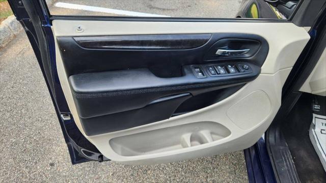 used 2014 Dodge Grand Caravan car, priced at $6,995