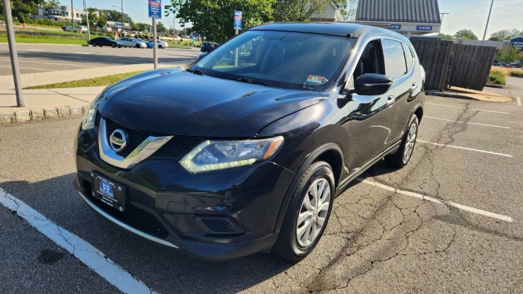 used 2015 Nissan Rogue car, priced at $5,495