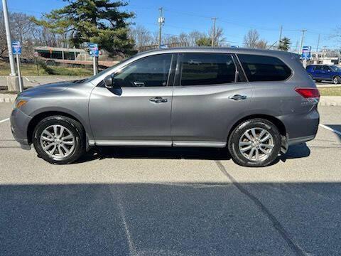 used 2015 Nissan Pathfinder car, priced at $5,995